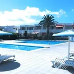 דירה Apartment *